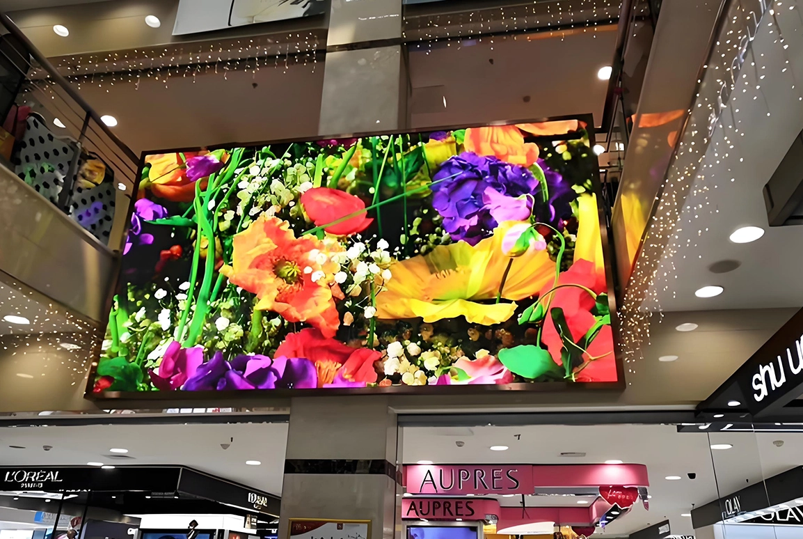 shopping mall installed a led video wall