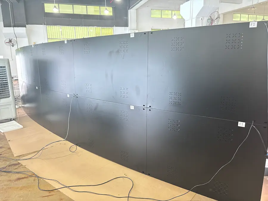 backside of flexible led display