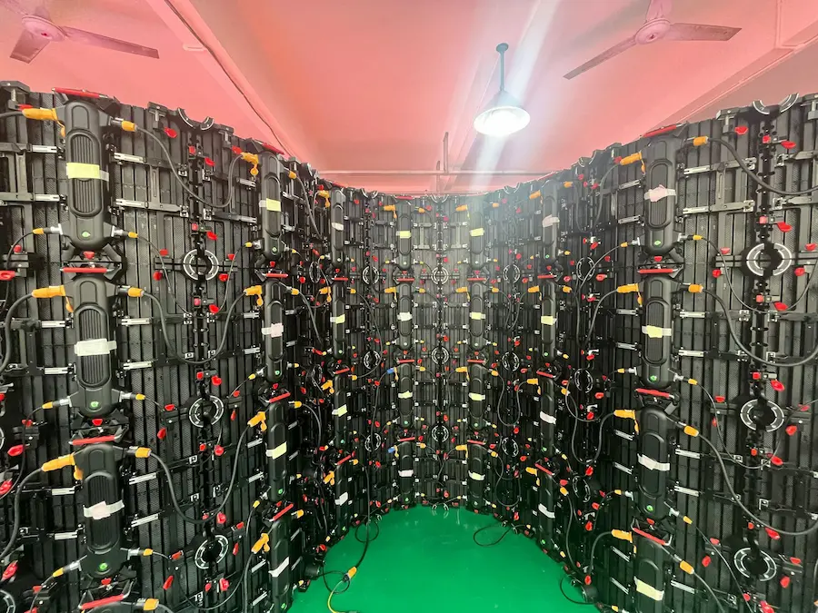 indoor flexible panel put on the floor