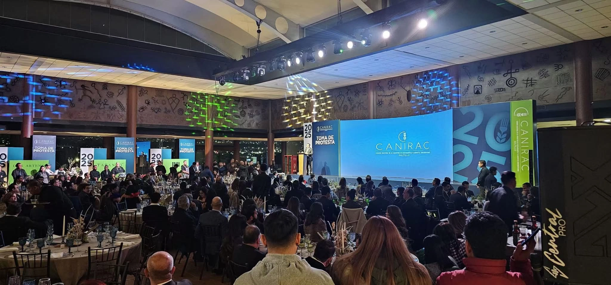 a live show environment and people stands for meeting