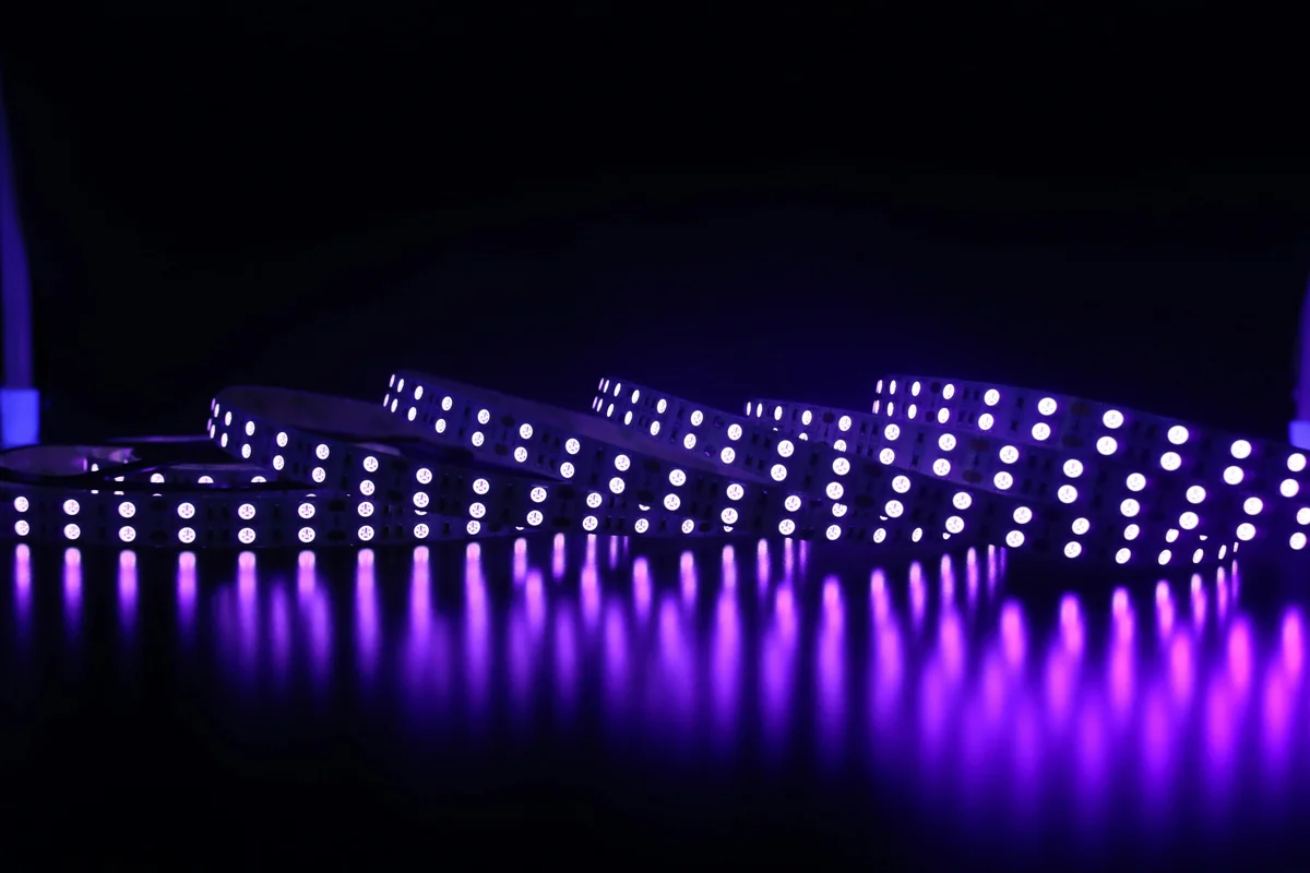 led strip lights: https://www.superlightingled.com/ - flexible led